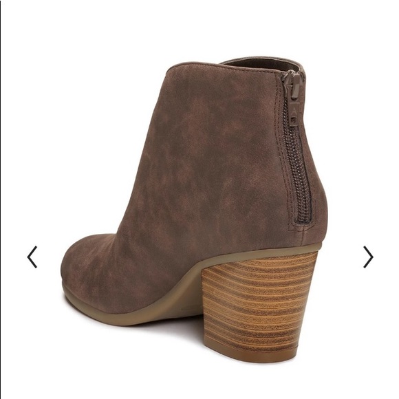 Aerosols tan color ankle boots - Picture 2 of 6